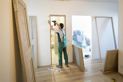 Фиксация двери