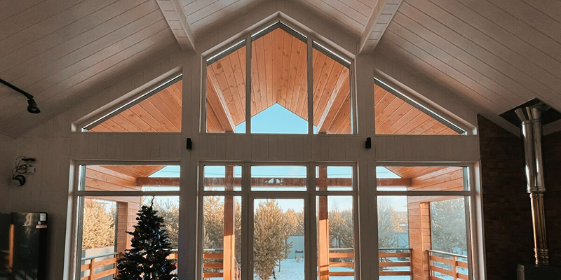 Как выбрать окна в коттедж 